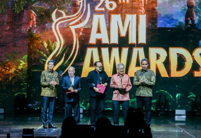 
 Puncak acara Anugerah Musik Indonesia Awards (AMI Award) ke-26 yang berlangsung di  JIExpo Convention Centre, Jakarta. (RUBBIKMEDIA/HO-BKHM Kemendikbudristek)
